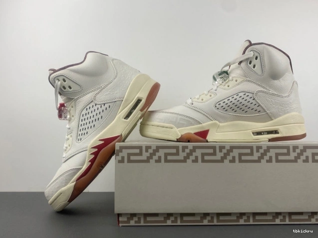 Rep TBkick Air Grito El HF8833-100 5 Jordan 0813